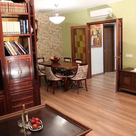 Fantastico Apartamento A 100 M Del Centro Apartamento
