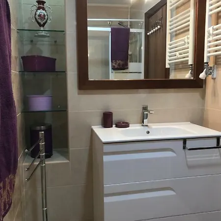 Fantastico Apartamento A 100 M Del Centro شقة *